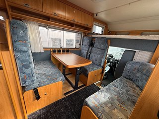 Husbil-alkov Hobby AK 670 KMC 2 av 22