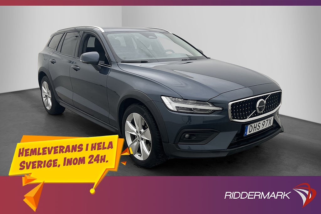 Volvo V60 Cross Country B4 Plus AWD MOMS 360° Skinn 4-Zons