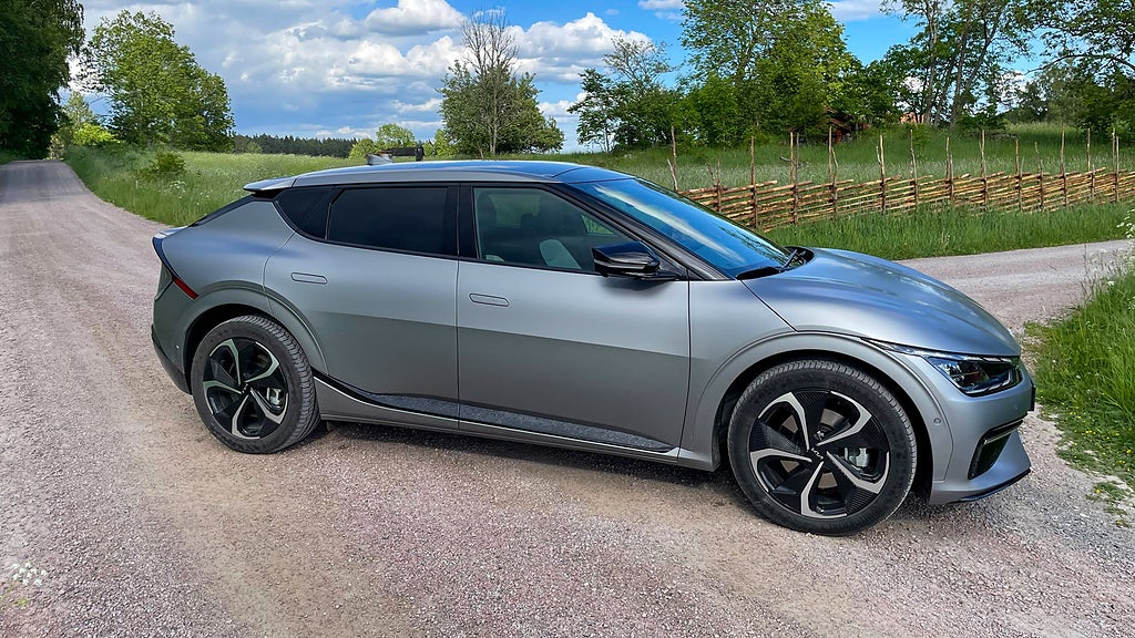 Kia EV har ett batteri på 77,4 kWh, och har en räckvidd på upp till 50,6 mil enligt WLTP. Foto: Anders Nilsson