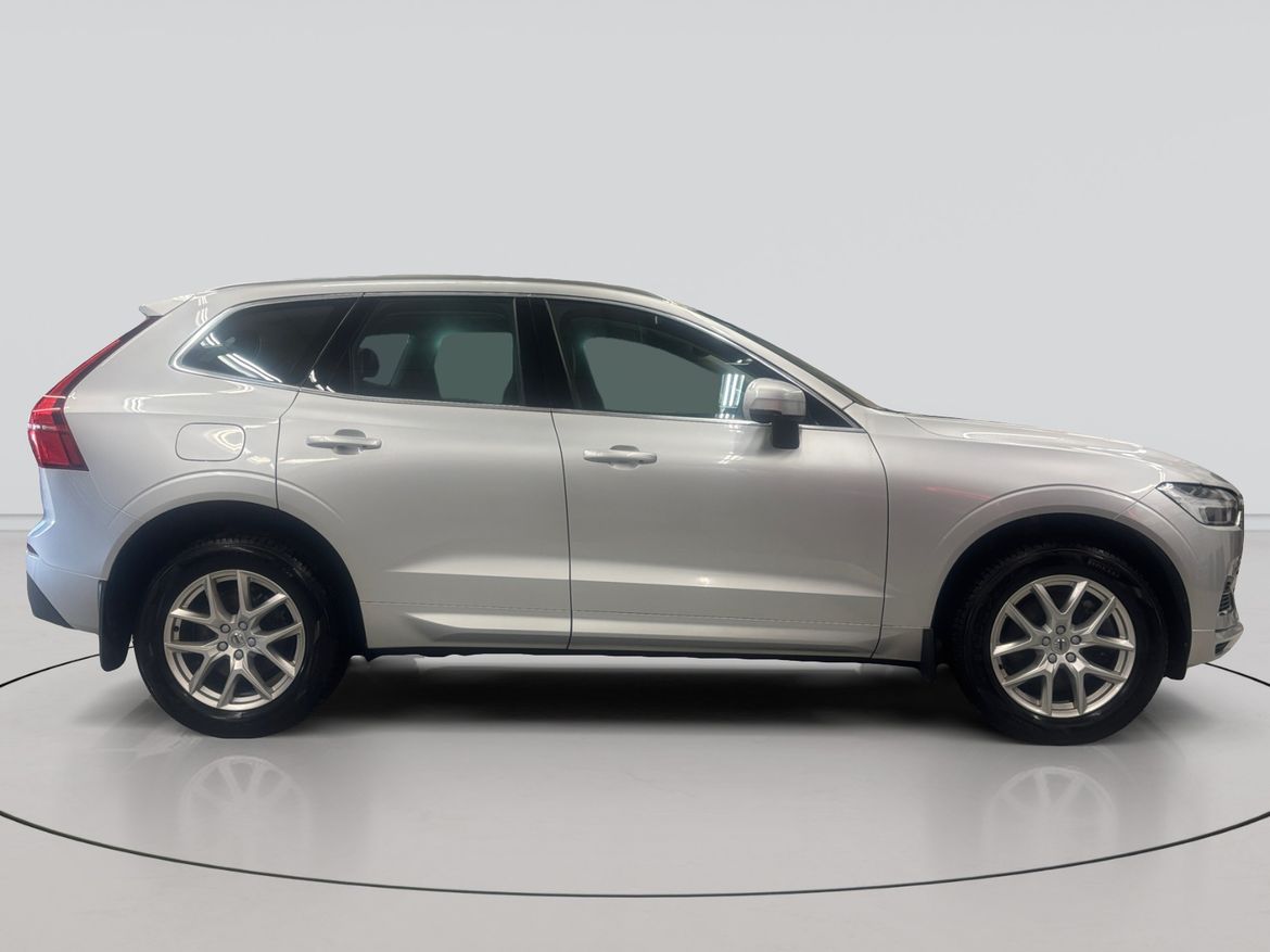 Volvo XC60 Momentum Advanced Edition 2020, bild 5/10