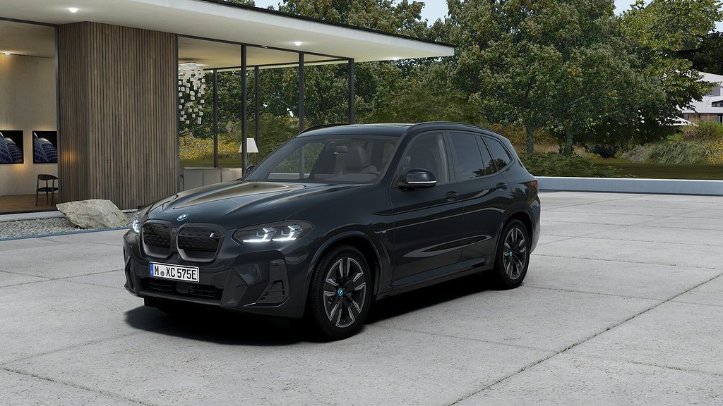 BMW iX3 Charged SNABB LEVERANS Panorama Drag Rattvärme