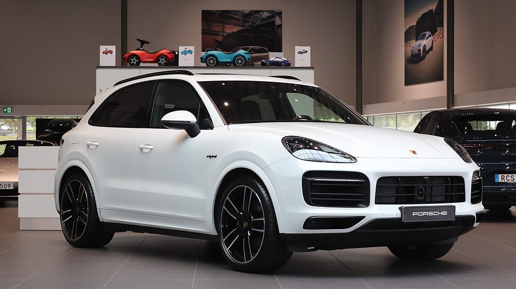 Porsche Cayenne E-Hybrid Platinum Edition 462hk
