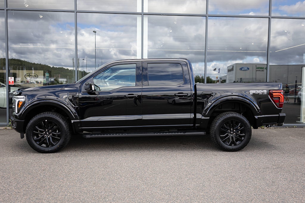 Ford F-150 SuperCrew 5.0 V8 Lariat Black Edition