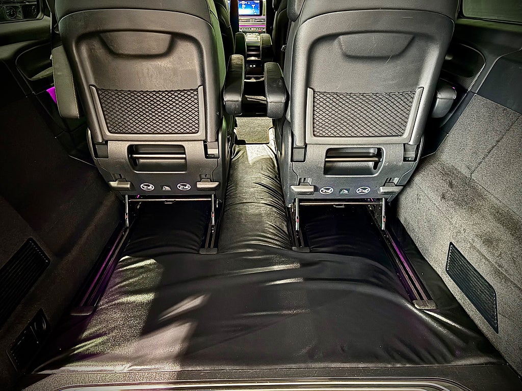Mercedes-Benz V 300d 4MATIC AMG Läder Värmare El-dörrar 6sits - bild 7