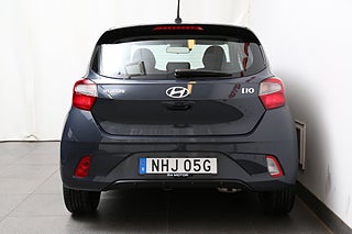 Halvkombi Hyundai i10 9 av 21
