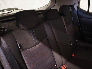 Halvkombi Nissan Leaf 11 av 21