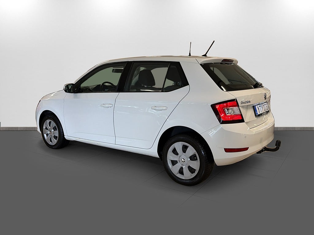 Skoda Fabia Ambition 1.0 TSI 110 HK AUT / Dragkrok – bild 3