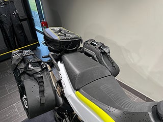 Husqvarna Norden 901 /3,45%/ väskor / quickshift / ABS