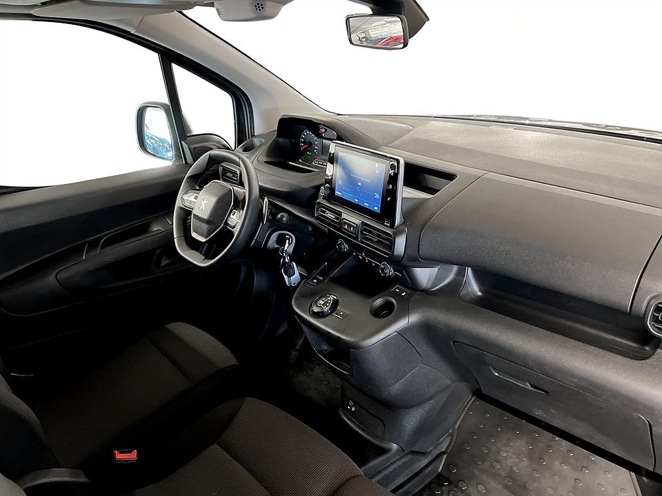 Bild på Peugeot Partner PRO 1.5 BHDi 130hk Aut L1 DRAG BLUETOOTH