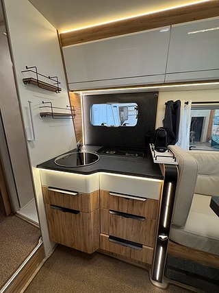 Husbil-halvintegrerad Pilote P 740 FC Evidence Automat 6 av 22
