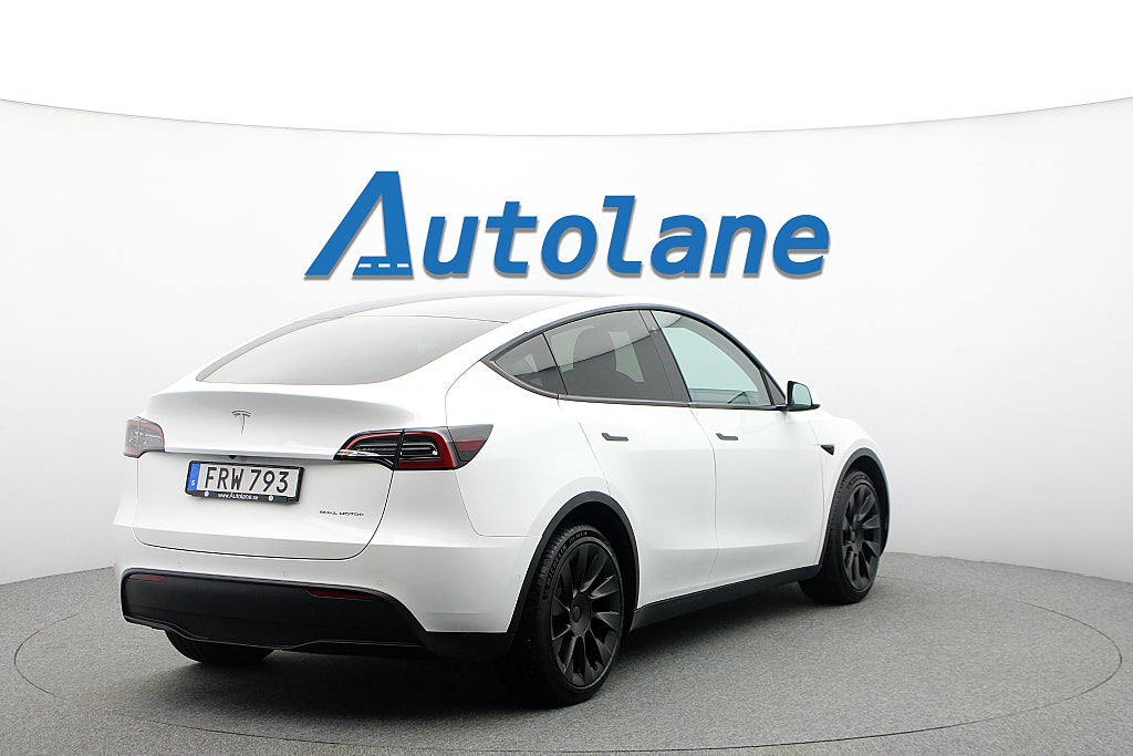 Tesla Model Y Long Range AWD Dragkrok,Pano,GPS,19" 514hk