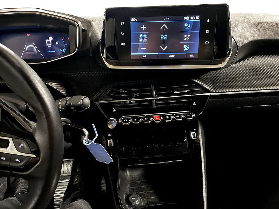 Bild på Peugeot 208 Allure 1.2 PT 100hk Aut  B-KAMERA CARPLAY