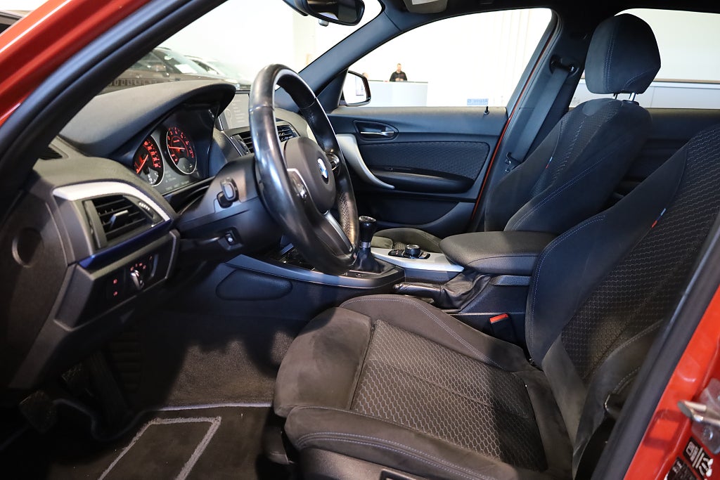 BMW 116i 5-dörrars M Sport Connected PDC Blåtand Rattvärme
