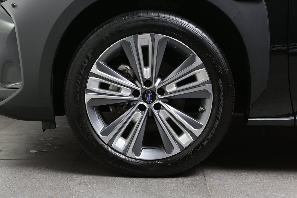 Subaru Solterra 72.6 kWh AWD Touring+ Electric 2023