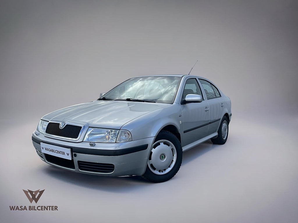 Skoda Octavia Tour 1.6 MPI Euro 4/LÅGMIL/DRAG/KAMBYTT/