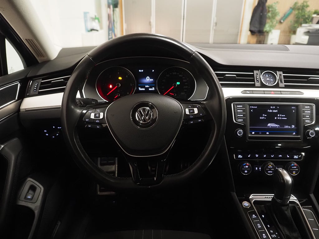 Volkswagen Passat Alltrack 2.0 TDI 4Motion Drag D-Värm Kamera 2017