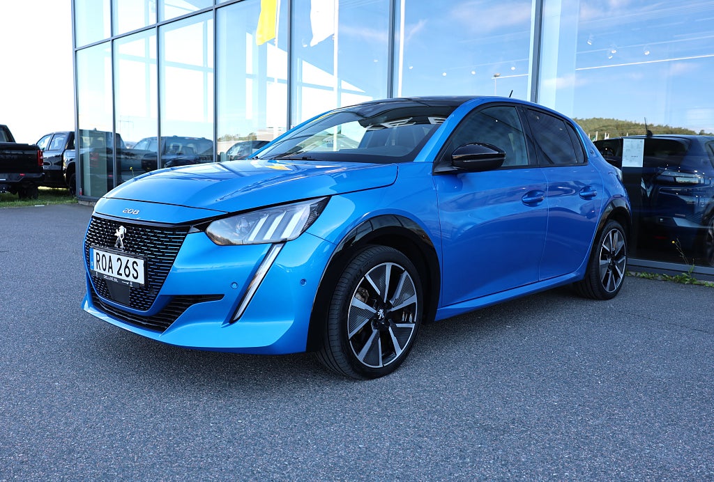 Peugeot E-208 GT Pack 50kWh 136hk Panoramaglastak Nyservad