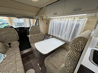 Husbil-halvintegrerad Wingamm Brownie 5.8 6 av 18