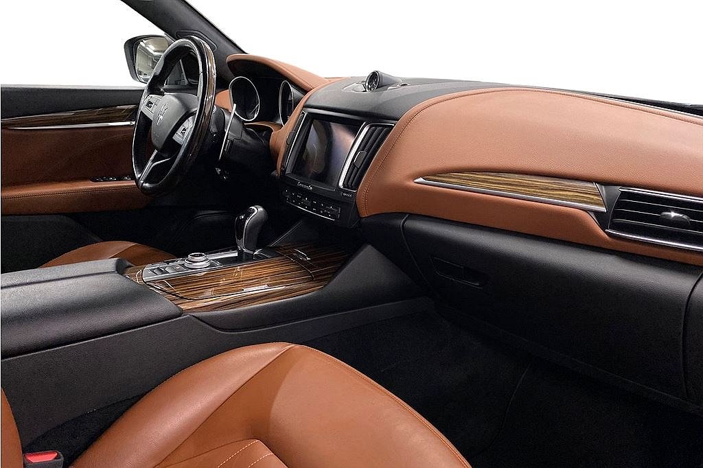 Maserati Levante S Automatisk, 430hk, Fr 2,95%, 12 mån garanti