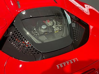 Sportkupé Ferrari SF90 Stradale 22 av 24