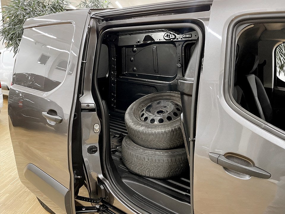 Bild på Citroën Berlingo Business 1.5 BHDi 130hk Aut L2 - WEBASTO,DRAG,NYSERVAD