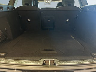 Volvo V60 Recharge T6 AWD Aut MOMS Drag 360° H/K Navi CarPlay S&V – bild 12