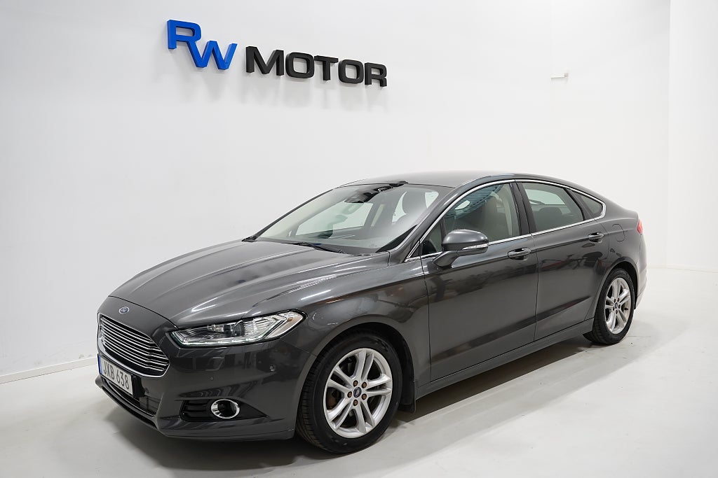 Ford Mondeo 1.5 120hk Business D-värmare Drag P-sens Farthållare BT
