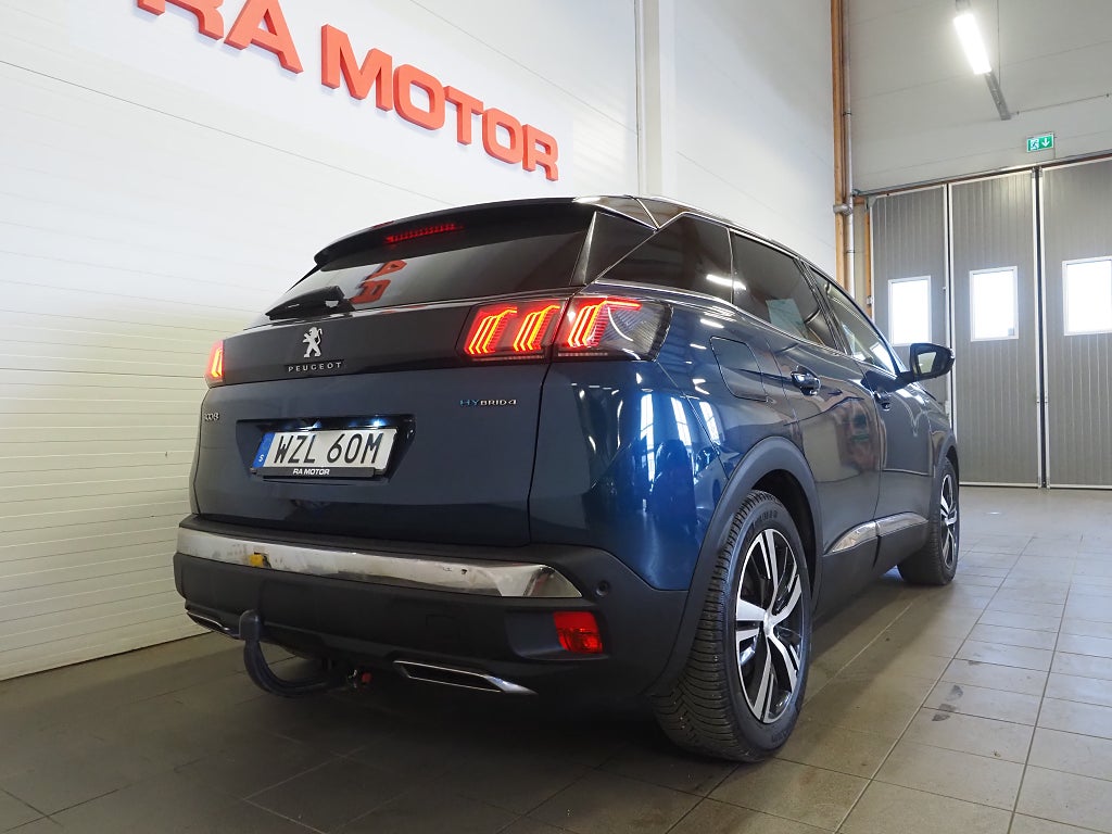 Peugeot 3008 HYBRID4 300 EAT GT | Pano | Drag | Kamera | GPS | Skinn