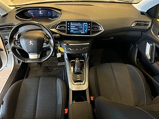 Peugeot 308 1.5 130hk Psensorer/Kamera/MoK-Värm/SoV-däck