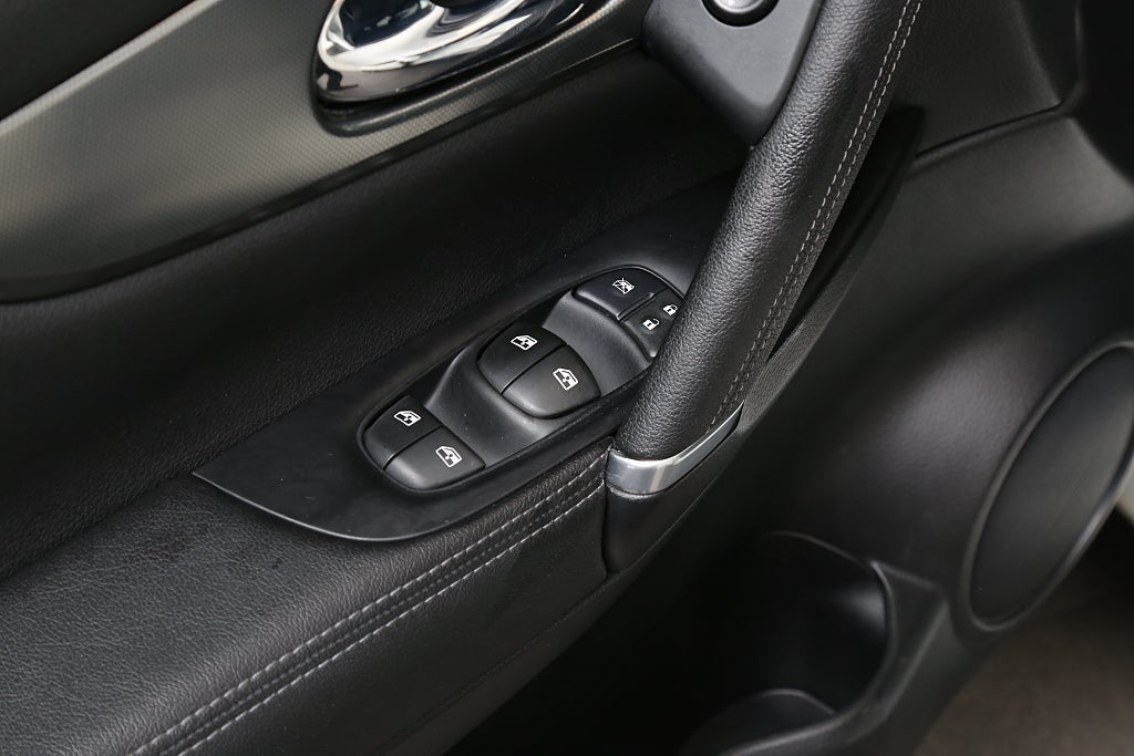 Nissan Qashqai 1,2 DIG-T 115hk Keyless Navi 360°-kamera 2018