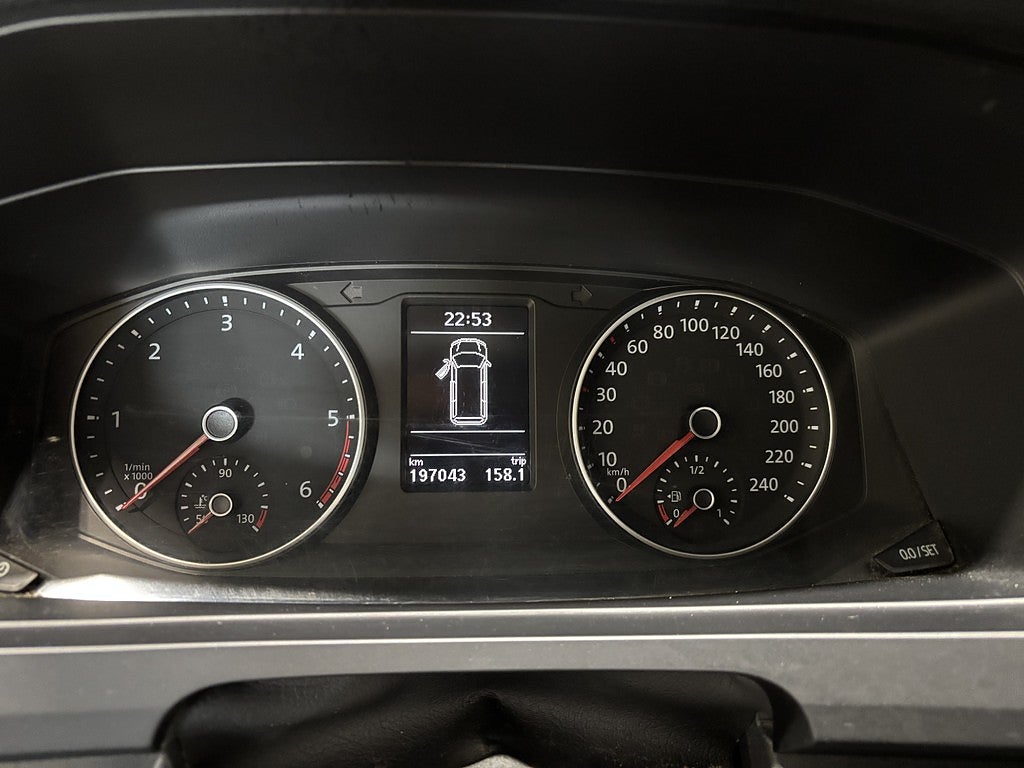 Volkswagen Transporter T30 2.0 TDI BMT 4Motion BKam Drag Värmare Moms