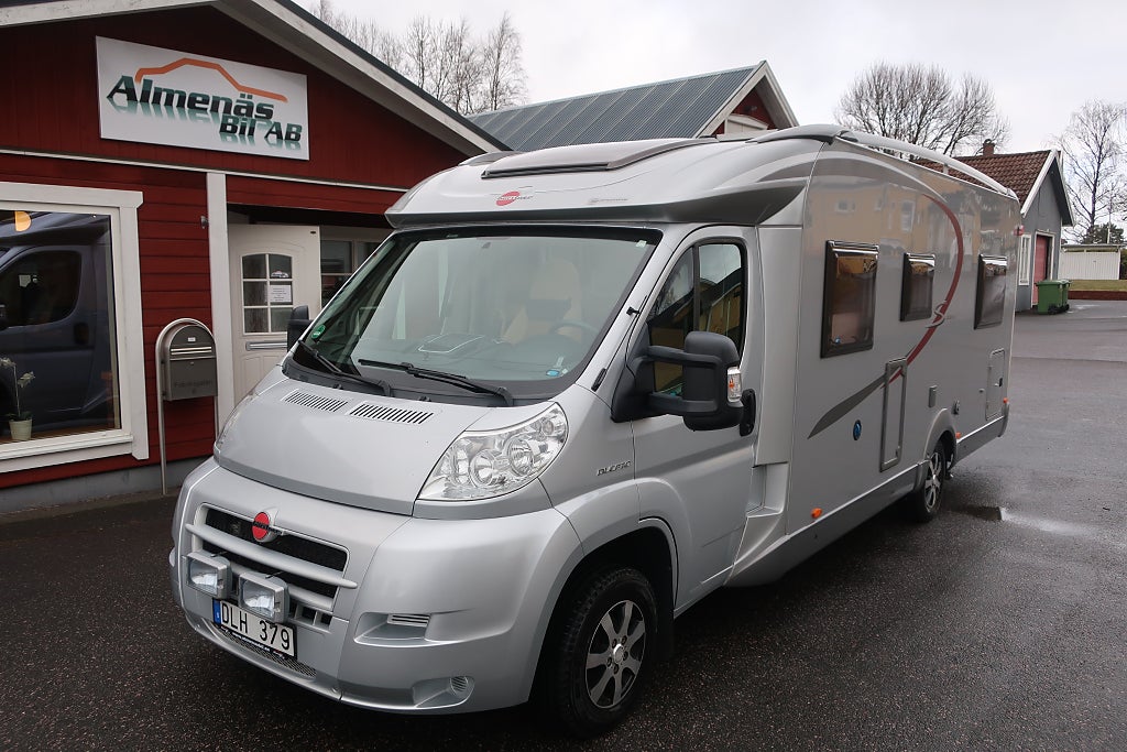 Bürstner Solano 729 /Långbädd/Aut/MKT UTR/ Välskött