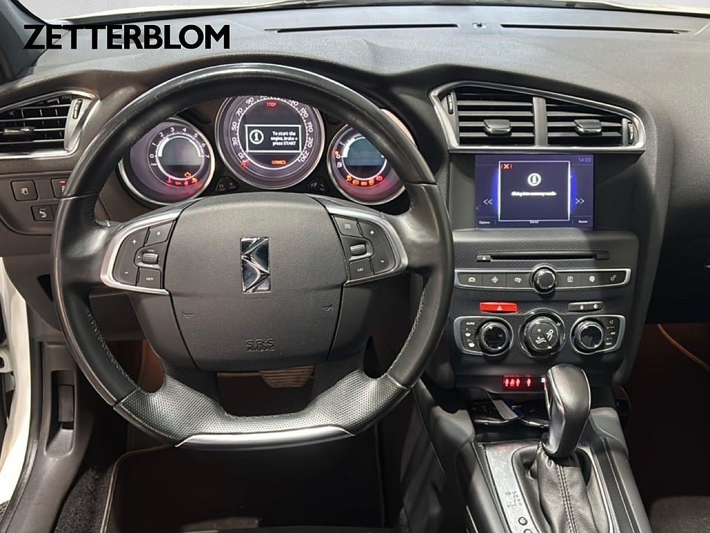 Halvkombi DS 4 10 av 16