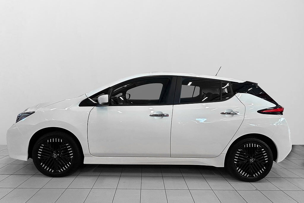 Nissan Leaf 2023 - miniatyr 3