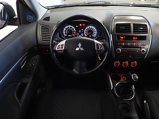 SUV Mitsubishi ASX 14 av 20