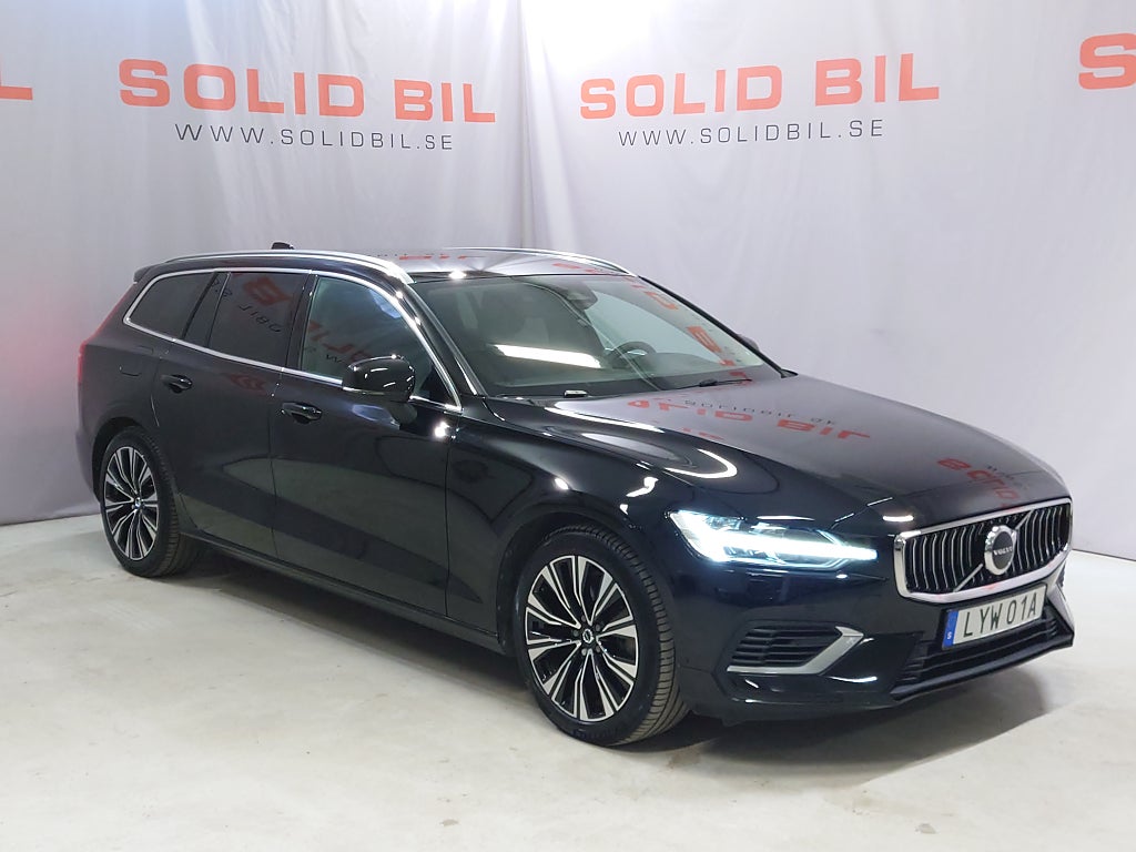 Volvo V60 Recharge T6 AWD Core Edition Drag Vinterdäck