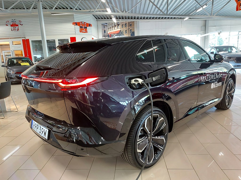 Mazda CX-6e Takumi 78 kWh  21" Fälg