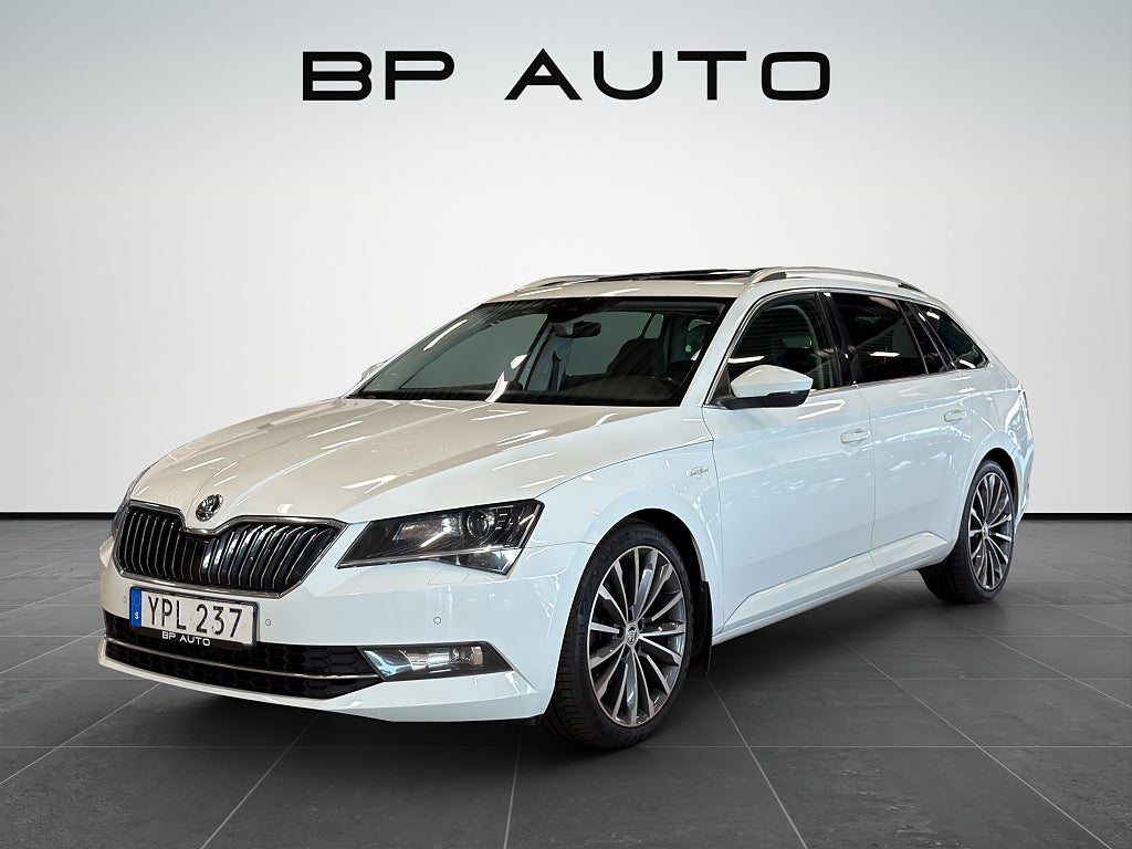 Skoda Superb Kombi 2.0 TDI 4x4 SCR Business Edition, L&K Pano Drag 