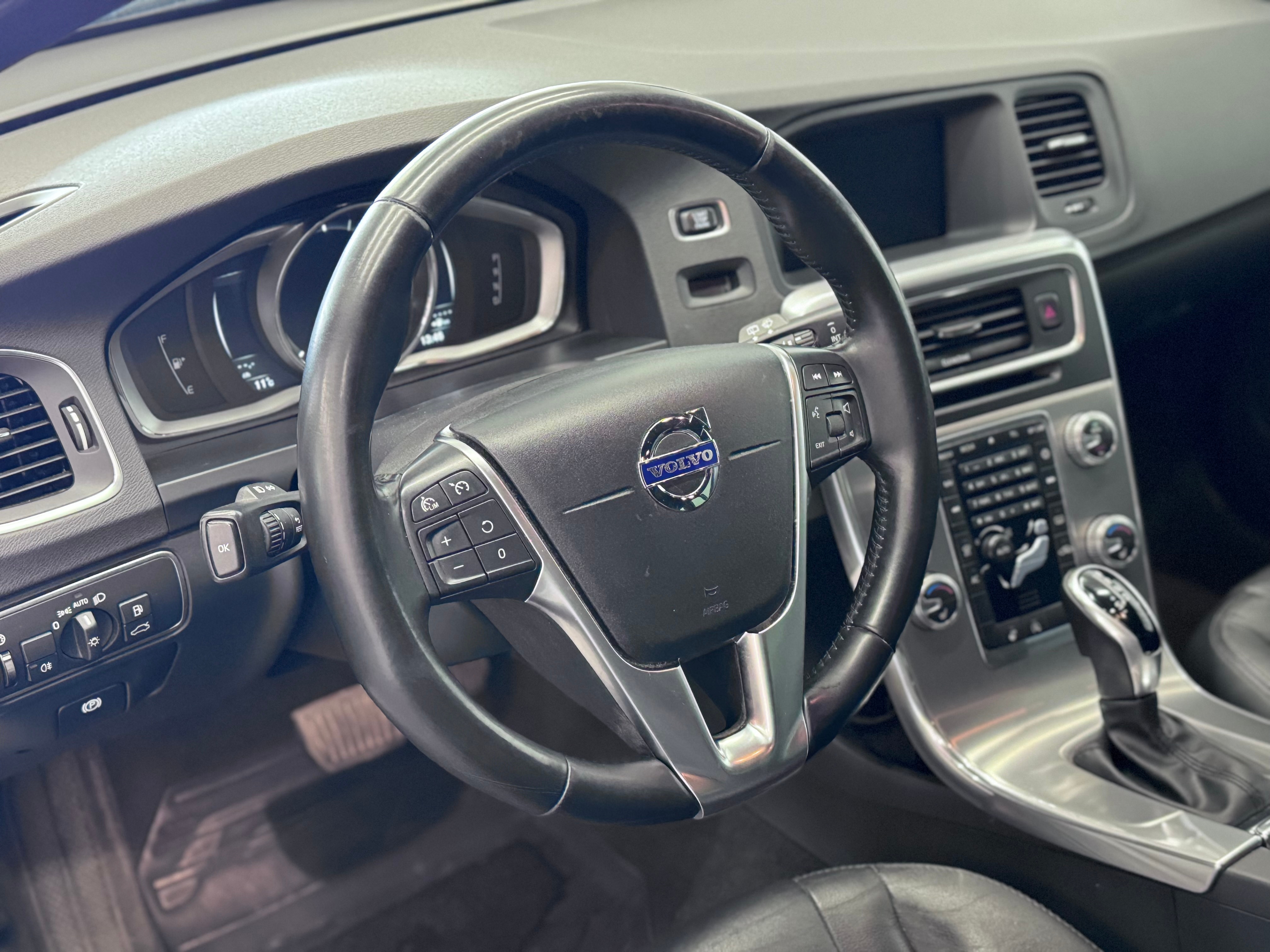 Volvo V60 Cross Country 2017, bild 5/47