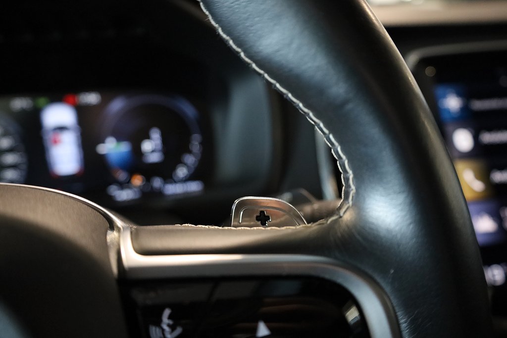 Volvo XC90 Recharge T8 R-Design AWD HuD B&W 360 Pano 7-Sits 2020
