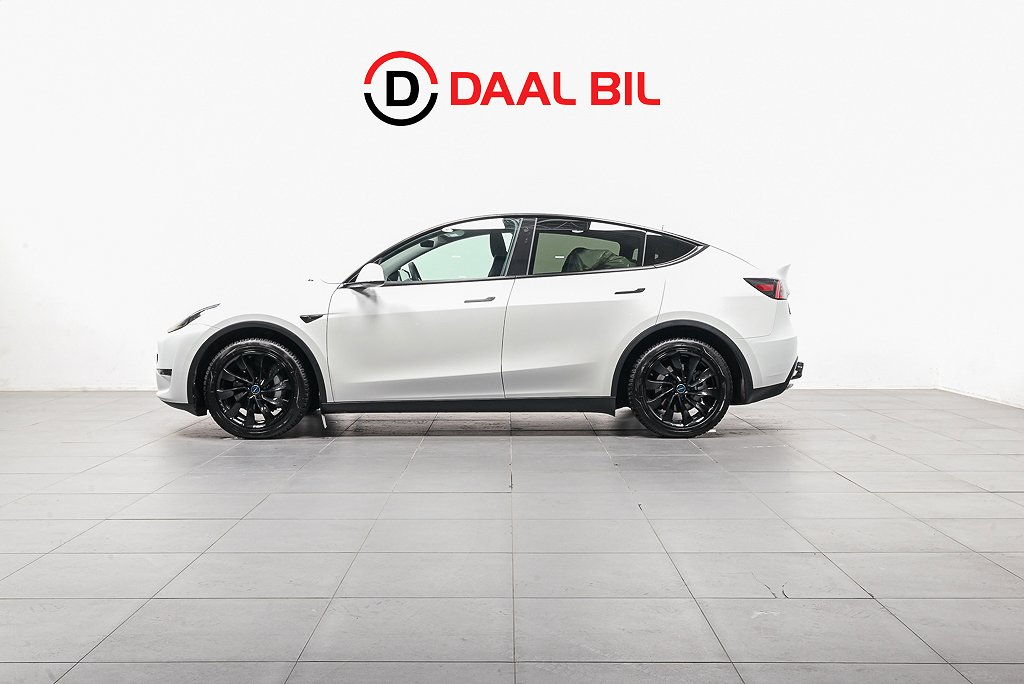 Tesla Model Y LONG RANGE AWD 514HK P-VÄRM DRAG NAVI PANO 