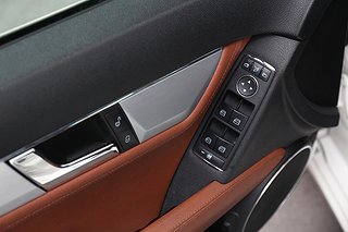 Sedan Mercedes-Benz C 13 av 23