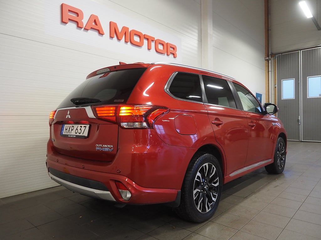 Mitsubishi Outlander PHEV 203hk Business 360º Skinn Drag 2018
