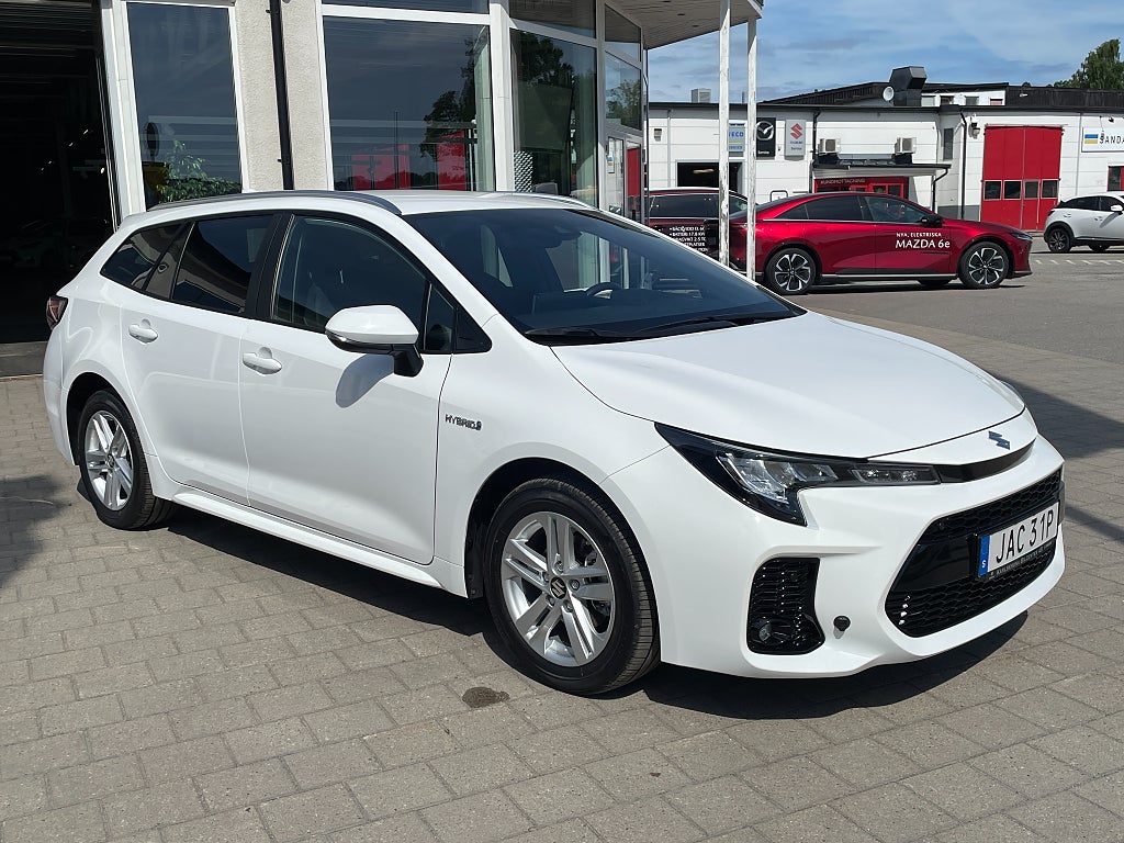 Suzuki Swace Hybrid 1.8 VVT-i E-CVT 122 hk