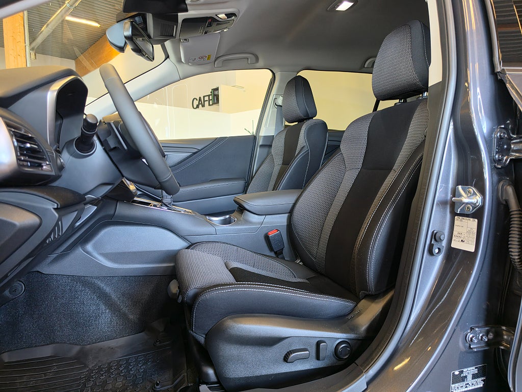 Subaru Outback 2.5 4WD / Adventure / Backkamera / Rattvärme /