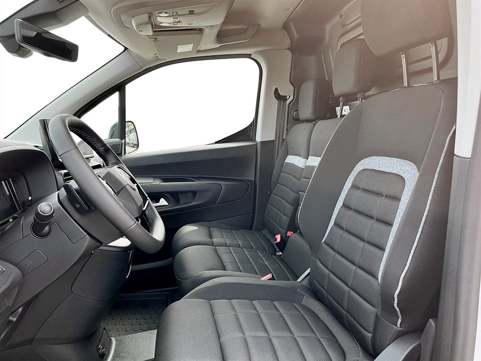 Bild på Citroën Berlingo Business 130hk Aut L2 -EDITION! SERVICE & V-HJUL INGÅR!