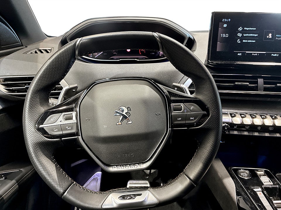 Bild på Peugeot 5008 GT 1.2 PT 130hk Aut 7-SITS B-KAMERA NAVI
