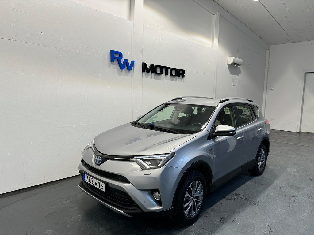 Toyota RAV4 Hybrid E-FOUR 2.5 i-AWD 197hk Active Drag B-kam