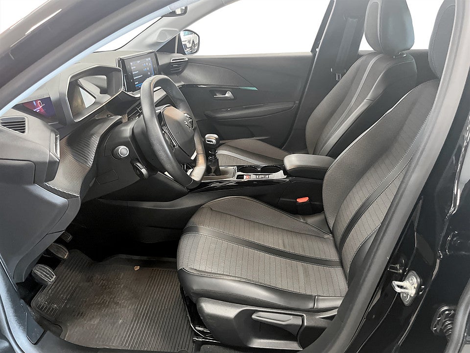 Bild på Peugeot 208 Allure Pack 1.2 PT 100hk B-KAMERA 