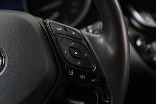 SUV Toyota C-HR 17 av 25